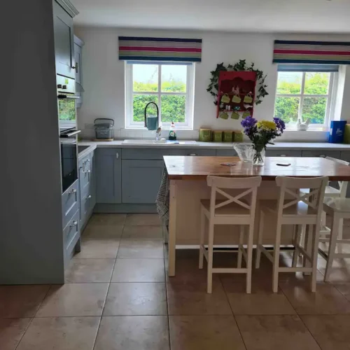 Kitchen & Dining area at the Celtic Flame Yoga Retreat in Pembrokeshire